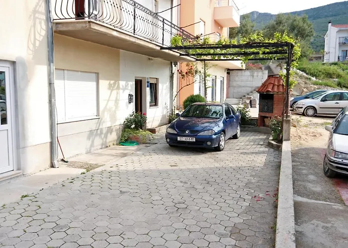 Lejlighed With A Parking Space Podstrana, Split - 4894