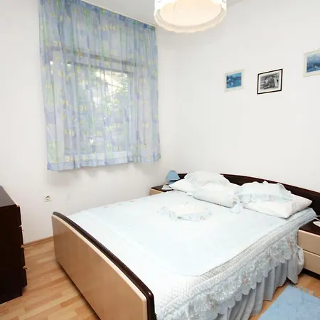 アパート With A Parking Space Podstrana, Split - 4894 ポドストラナ